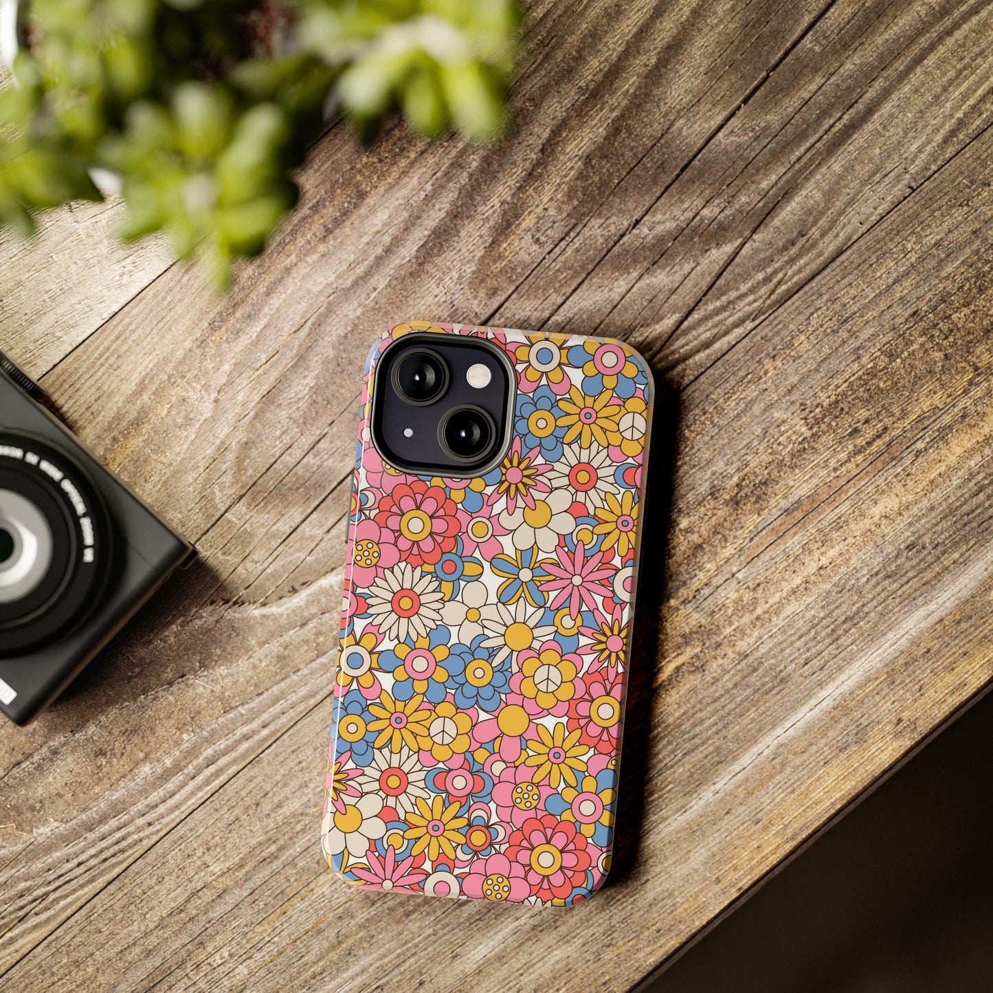 60s and 70s retro vintage flowers seamless Tough Phone Cases