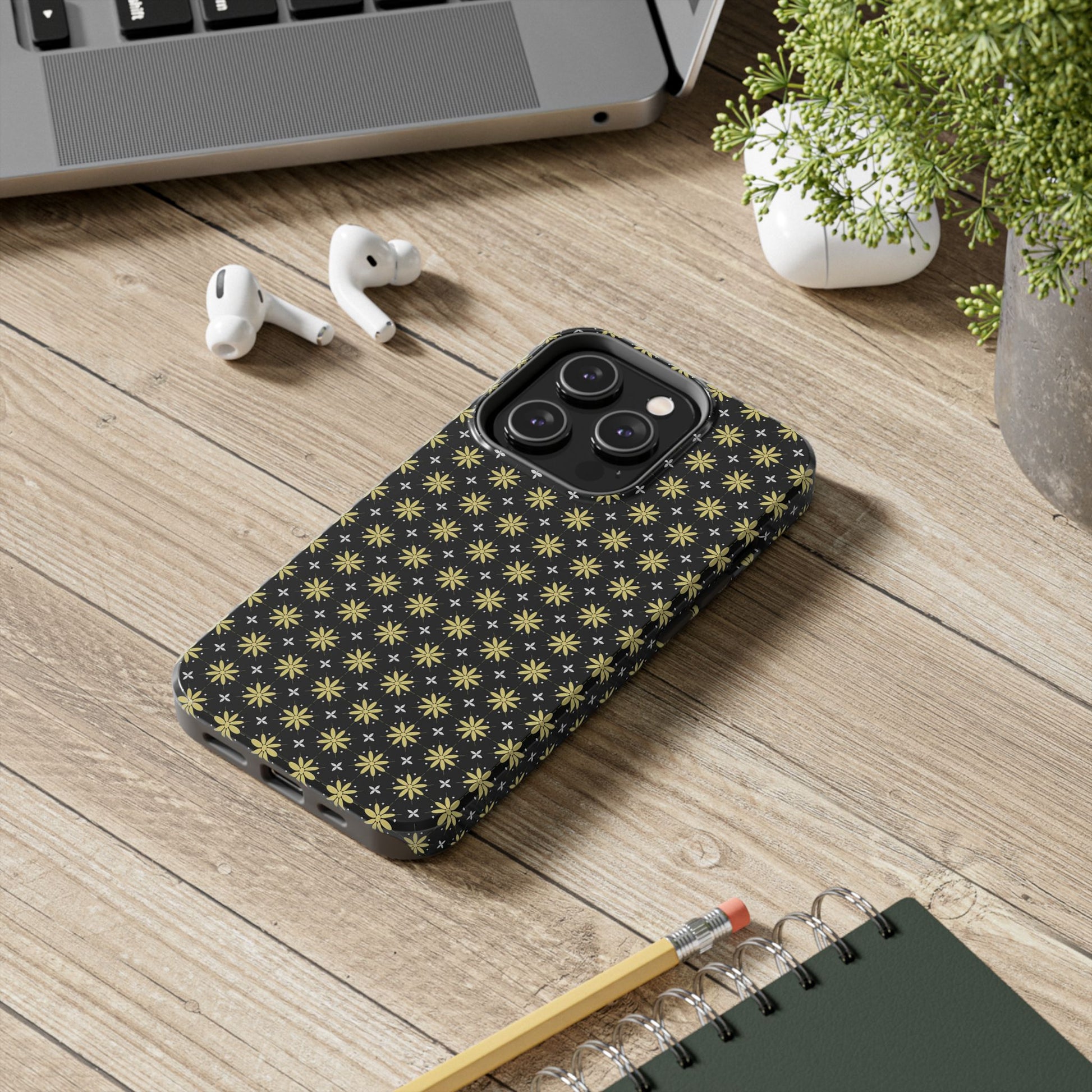 Seamless design of Indonesian batik pattern Tough Phone Cases