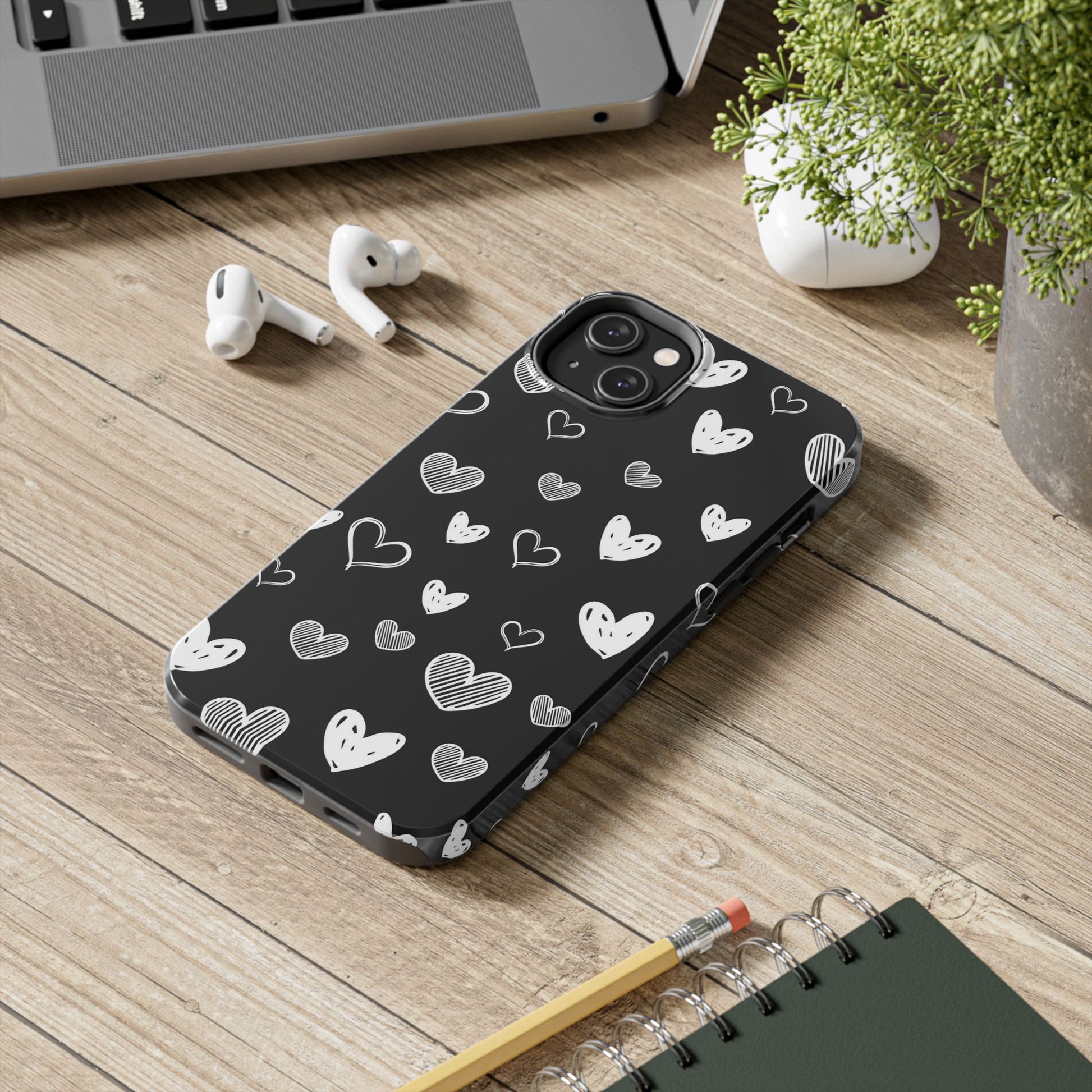 Heart doodles seamless pattern Tough Phone Cases