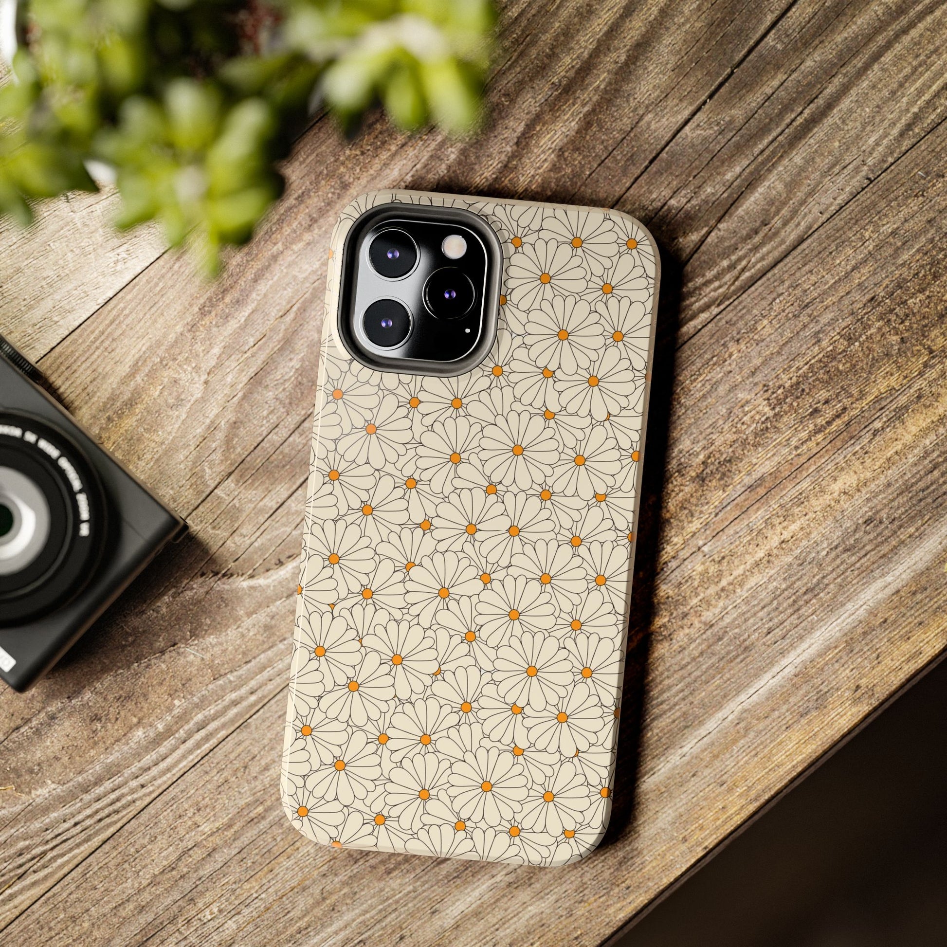 Seamless groovy daisy pattern Tough Phone Cases