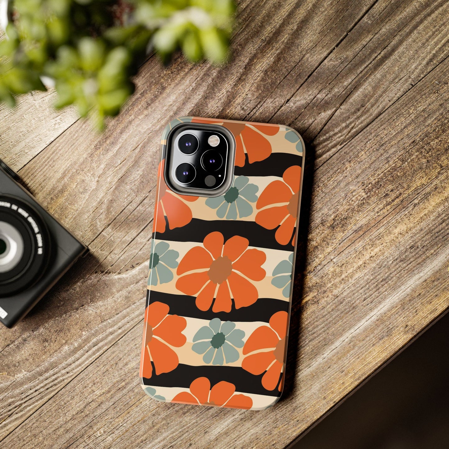 Retro groovy flowers seamless pattern Tough Phone Cases