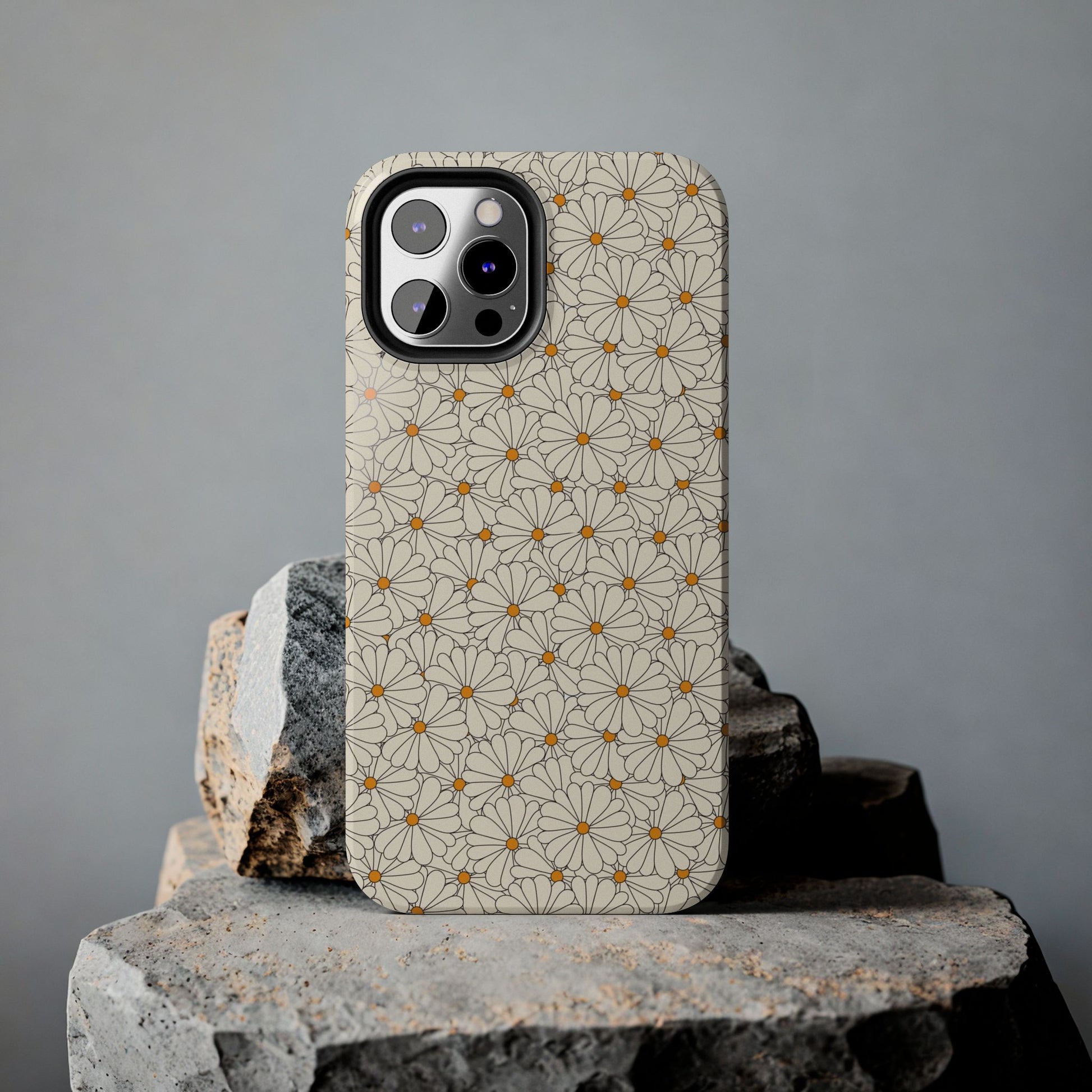 Seamless groovy daisy pattern Tough Phone Cases