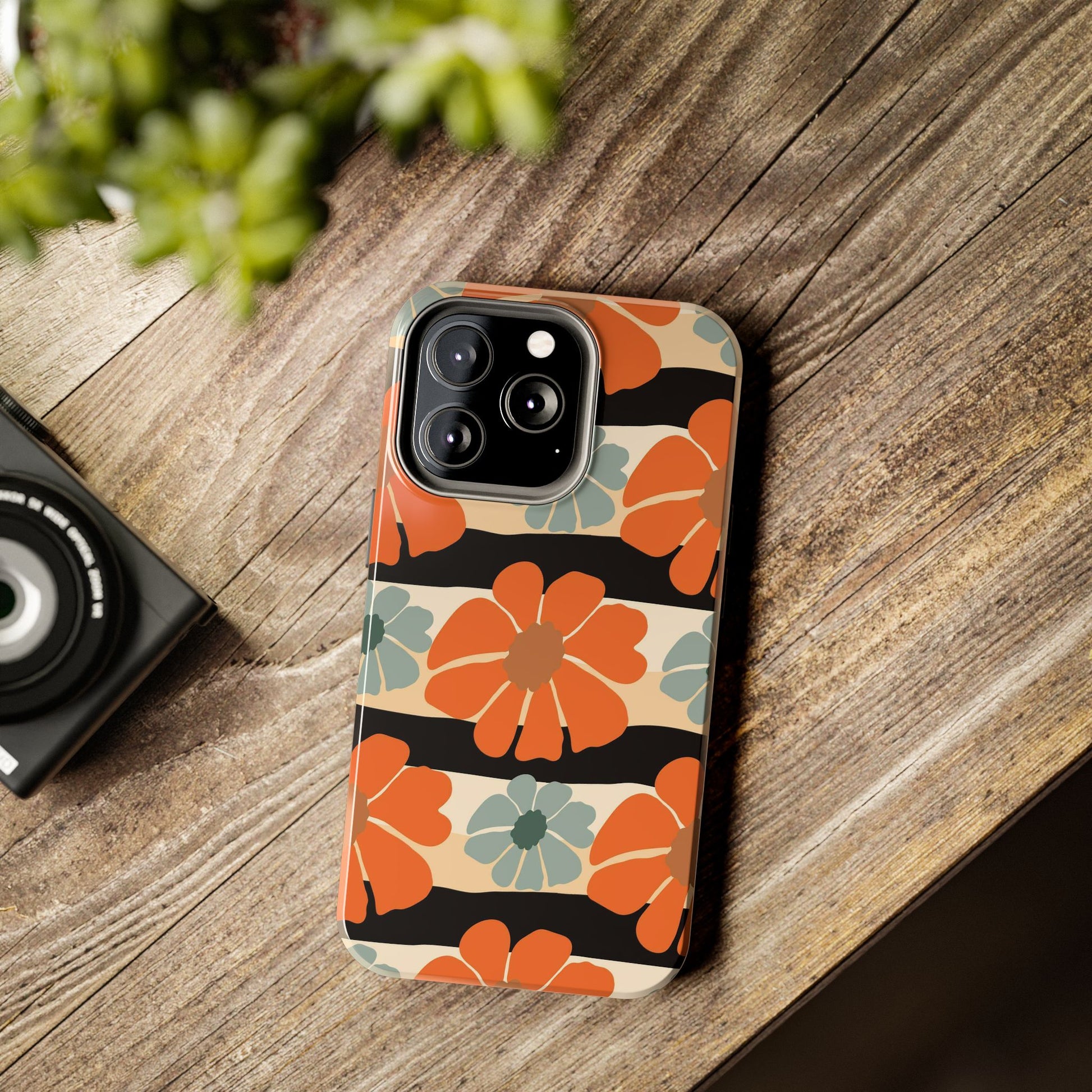 Retro groovy flowers seamless pattern Tough Phone Cases