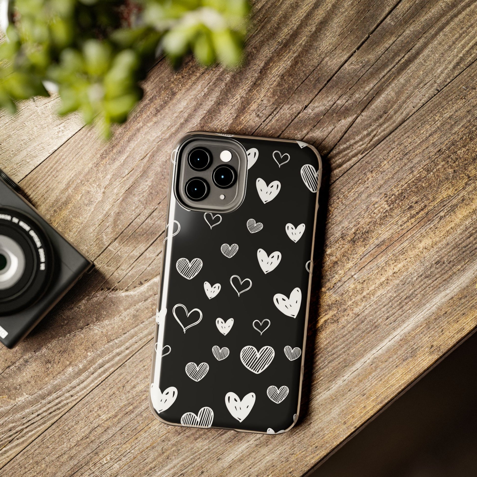 Heart doodles seamless pattern Tough Phone Cases