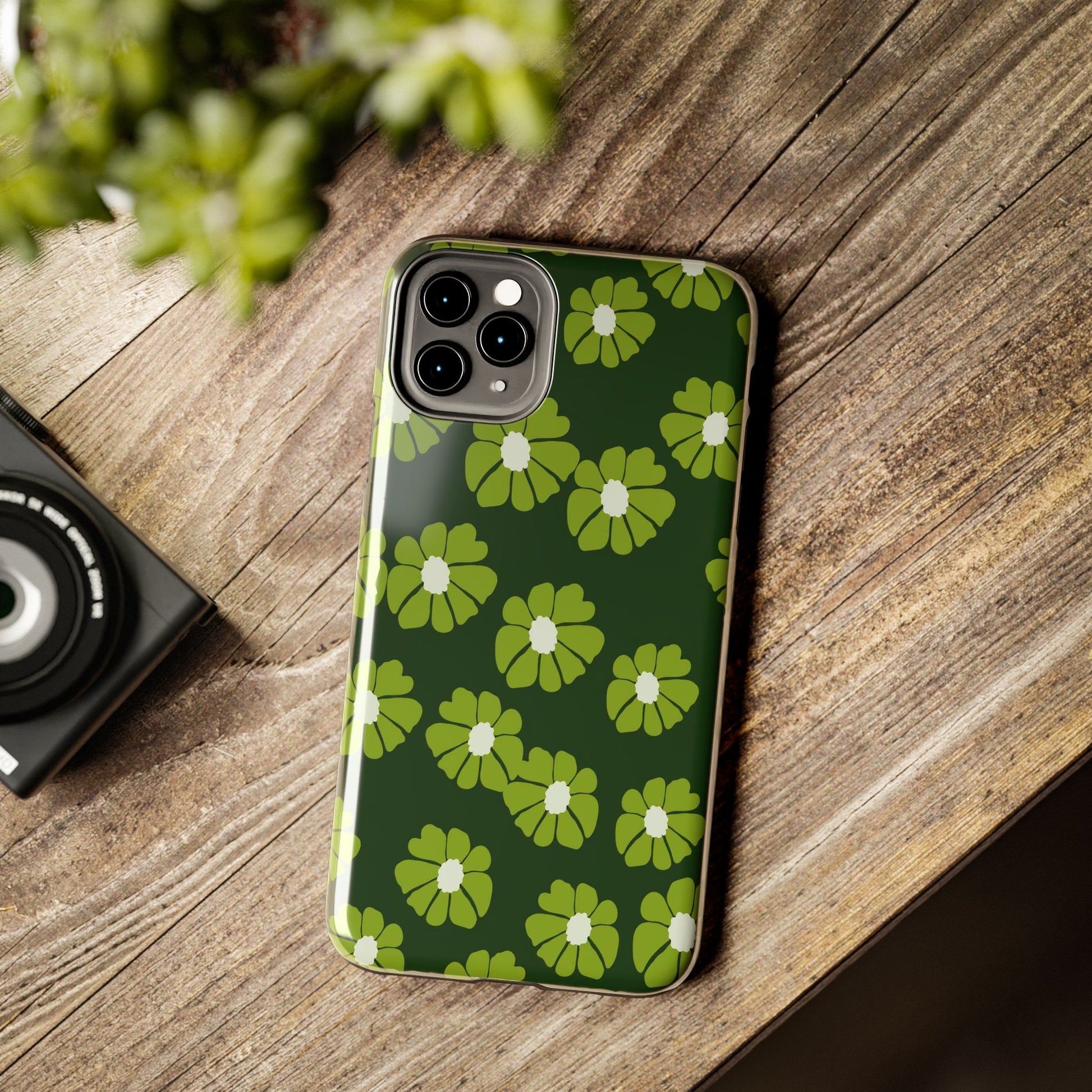 Retro groovy flowers seamless pattern Tough Phone Cases