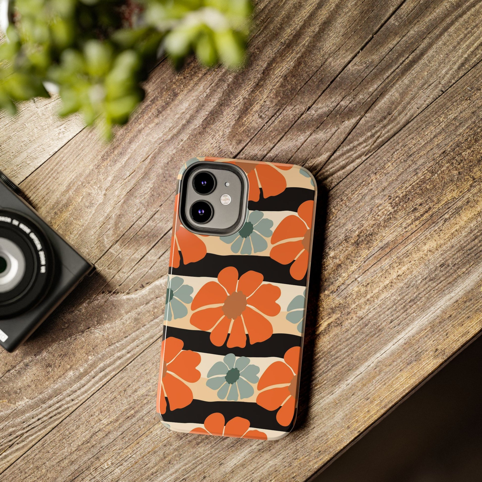 Retro groovy flowers seamless pattern Tough Phone Cases